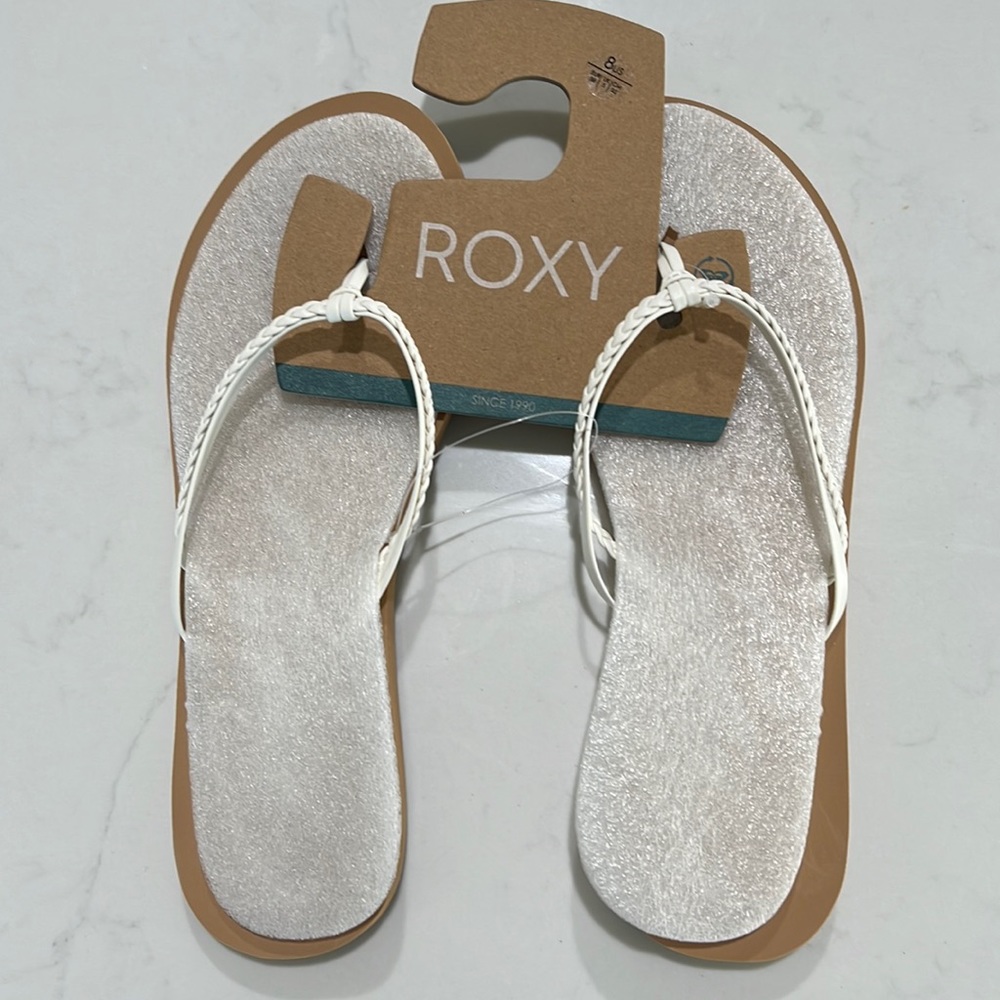 Roxy flip flops